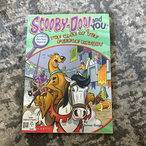 Scooby-Doo and You: The Case of the Purple Knight Book - Picture 1 of 1